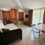 Apartahotel Arya