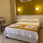 Hotel apartamentowy Arya 4*