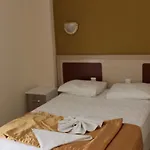 Hotel apartamentowy Arya