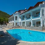 Arya Hotel apartamentowy 4*