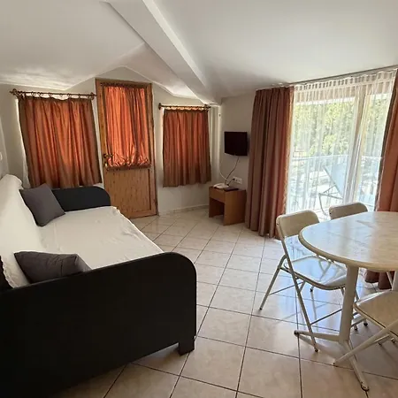 Lejlighedshotel Arya