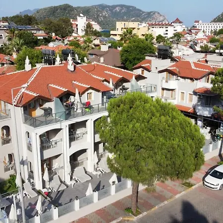 Arya 4* 말마리스