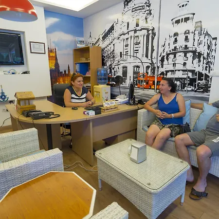 Apartmanhotel Arya 4*