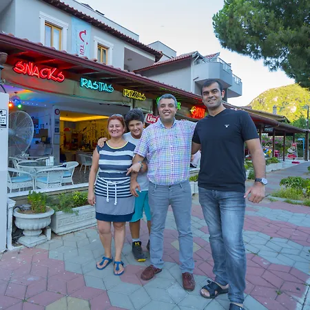 Arya 4* 말마리스