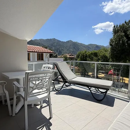 Arya Hotel de apartamente 4*