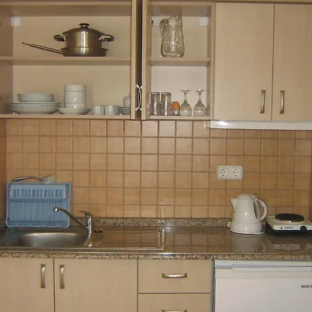 Arya Apartmanhotel 4*