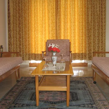 Apartmanhotel Arya 4*