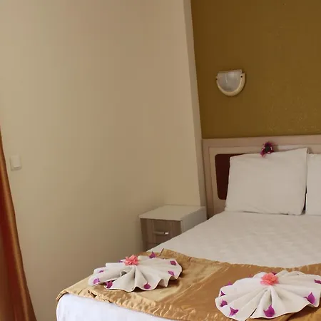 Apartmanhotel Arya 4*