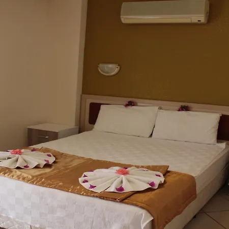 Arya Apartmanhotel 4*