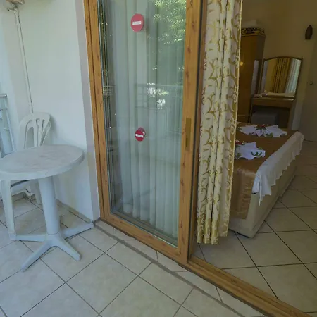 Arya Marmaris