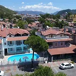 Ξενοδοχείο με διαμερίσματα Arya 4*