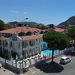 Aparthotel Arya