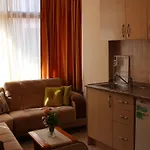 Arya Aparthotel
