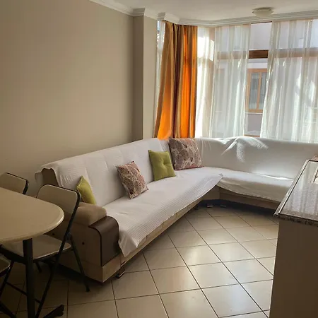 Arya アパートホテル 4*