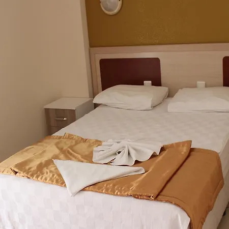 Arya アパートホテル マルマリス