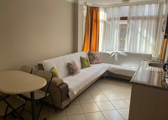 Arya Hotel apartamentowy 4*